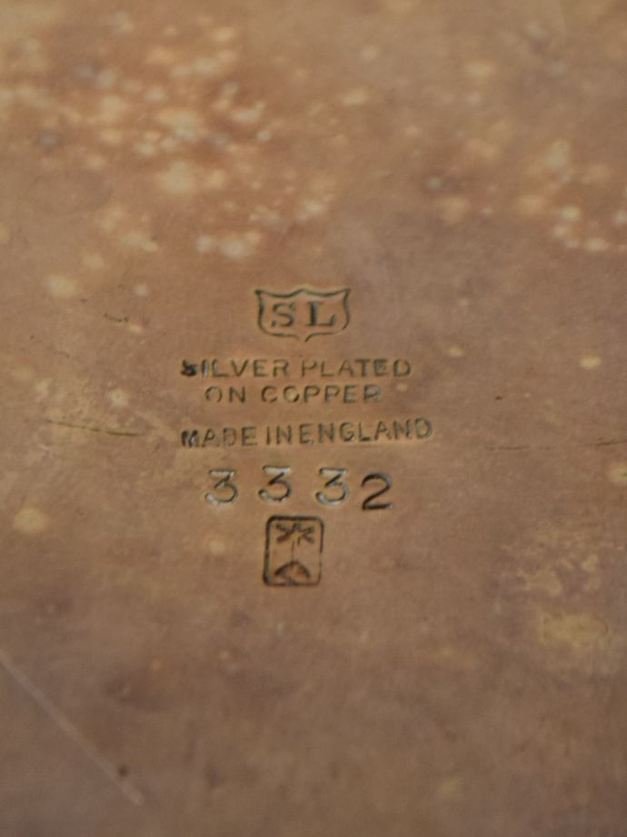 アンティークのシルバープレート