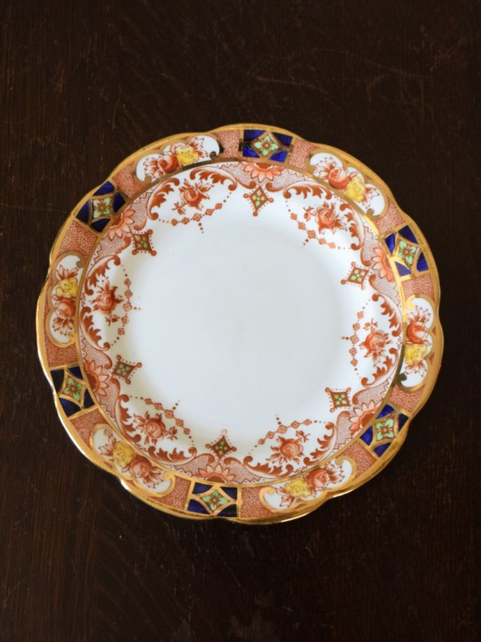 英国アンティークのおしゃれな食器