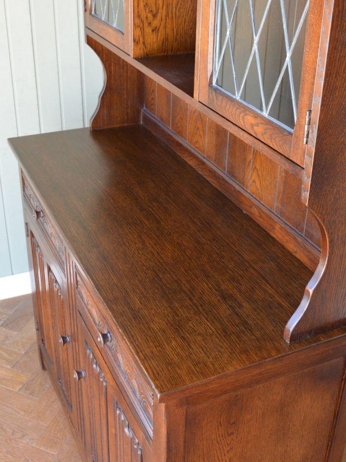 アンティークのキャビネット アンティーク家具 クラシックカップボード 天板(m-742-f)