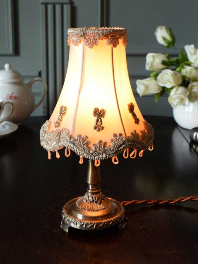 アンティークの布シェード