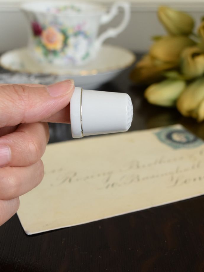 英国アンティークのおしゃれなシンブル