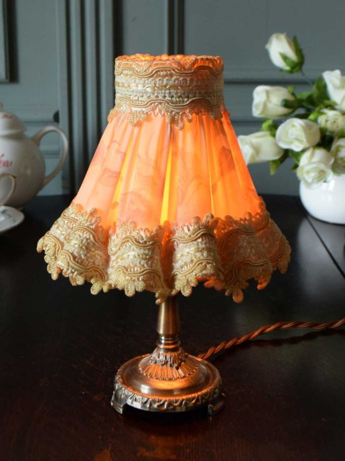 アンティークの布シェード