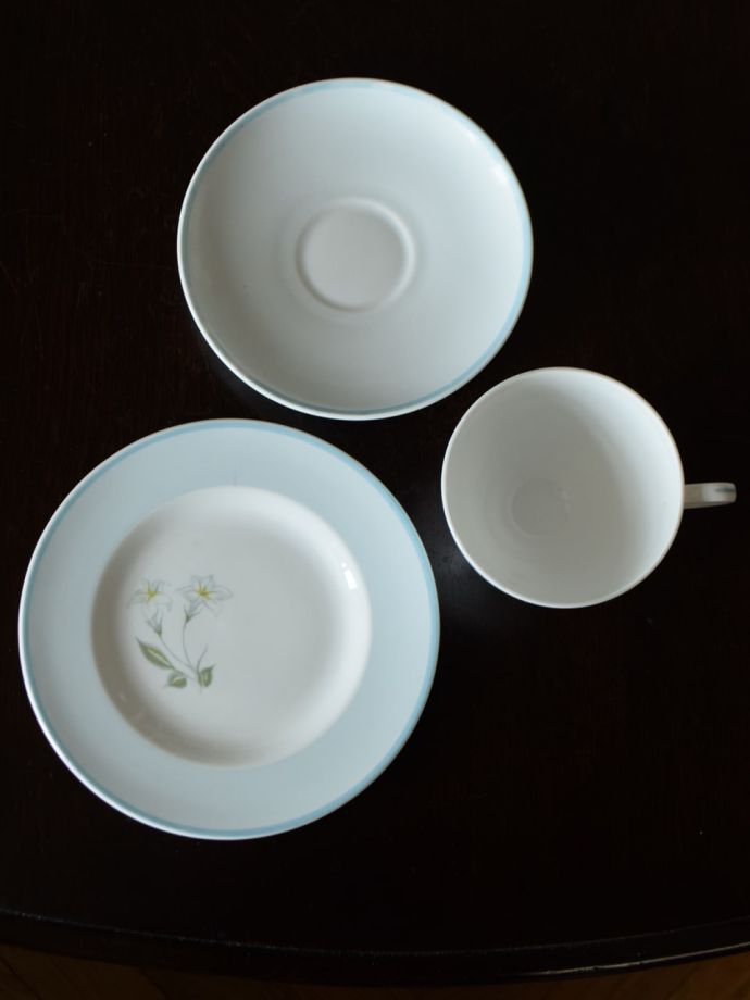 英国アンティークのおしゃれな食器