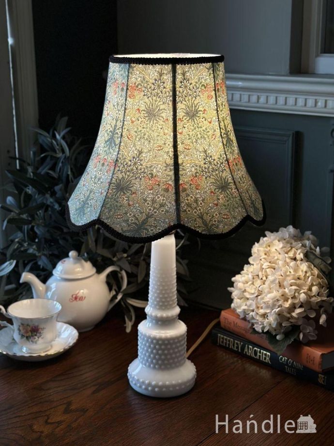 アンティークの照明、テーブルランプ