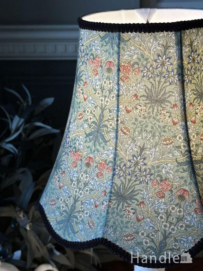 テーブルランプのシェード