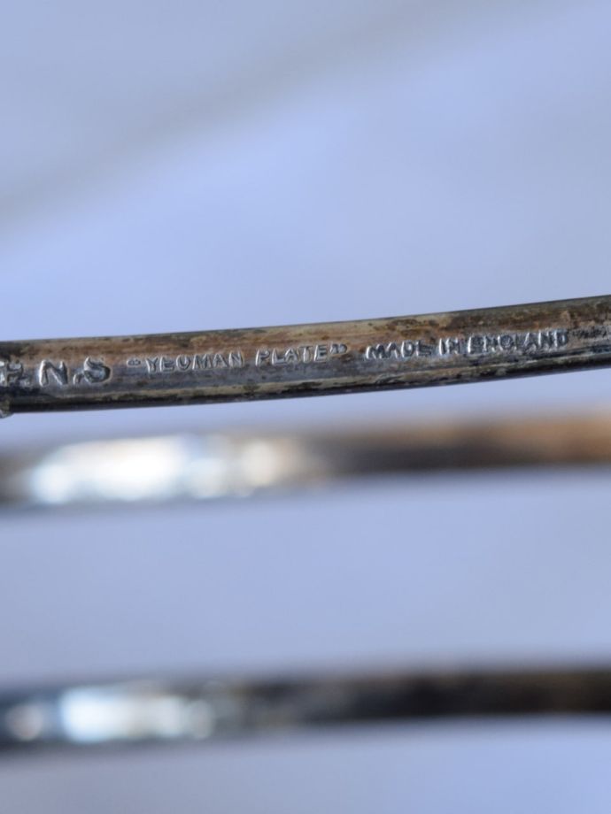 アンティークのシルバープレート