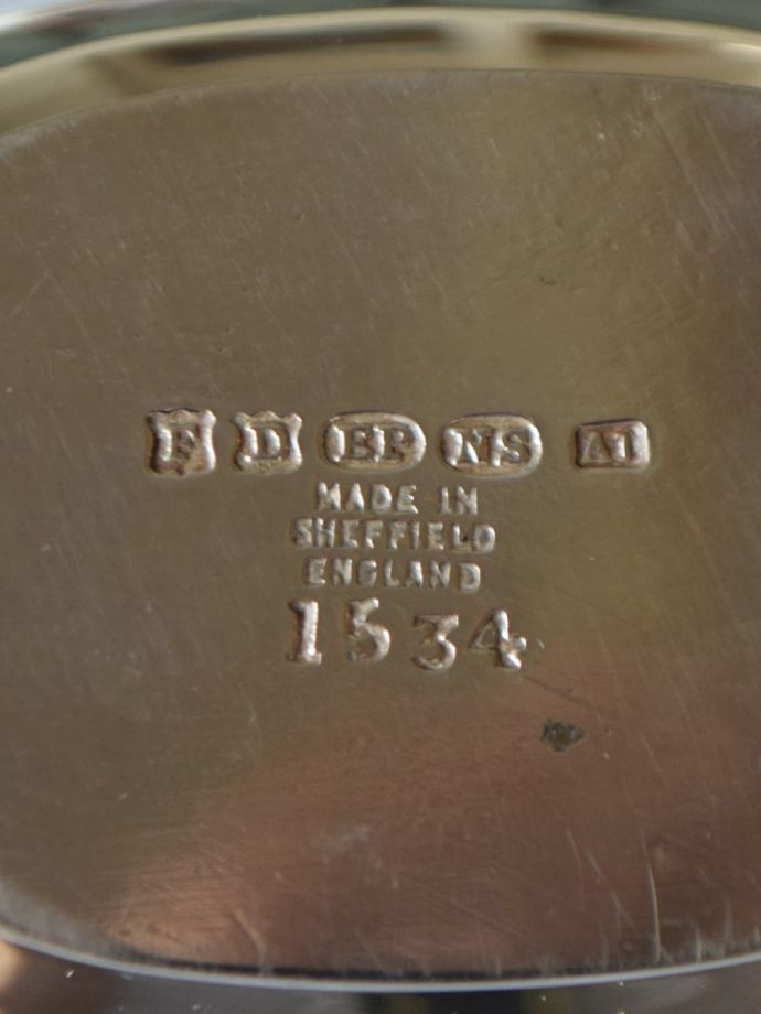 アンティークのシルバープレート