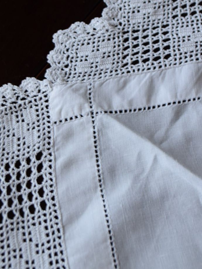 アンティークのクロス