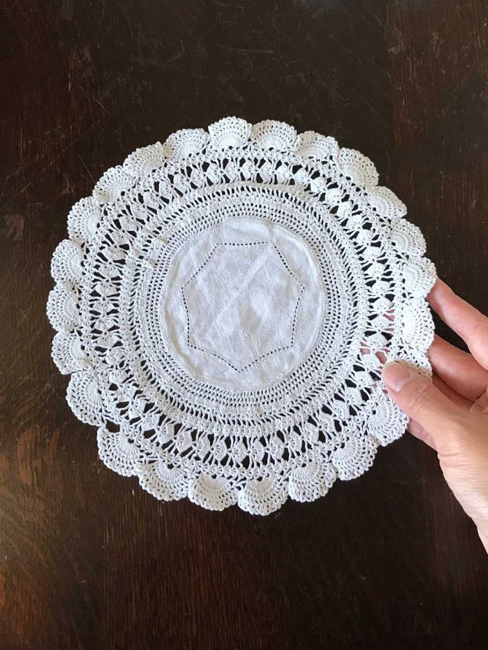 アンティークのレース