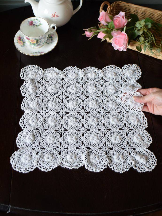 アンティークのレース