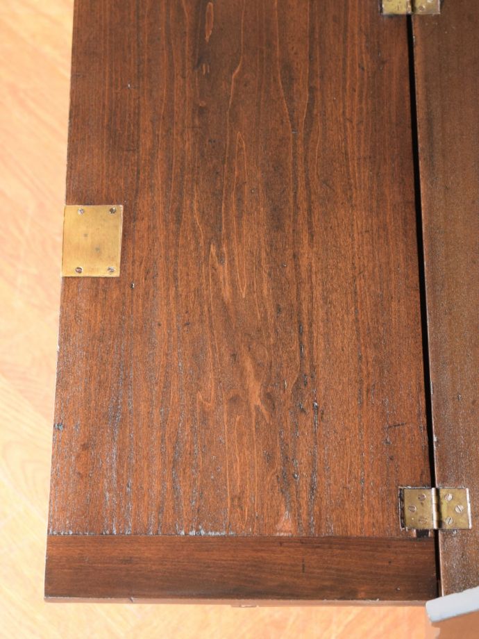 アンティークビューローのデスク