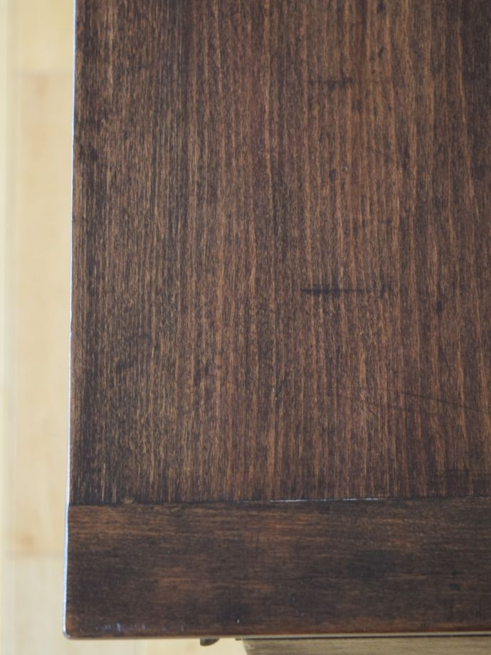 アンティークビューローのデスク