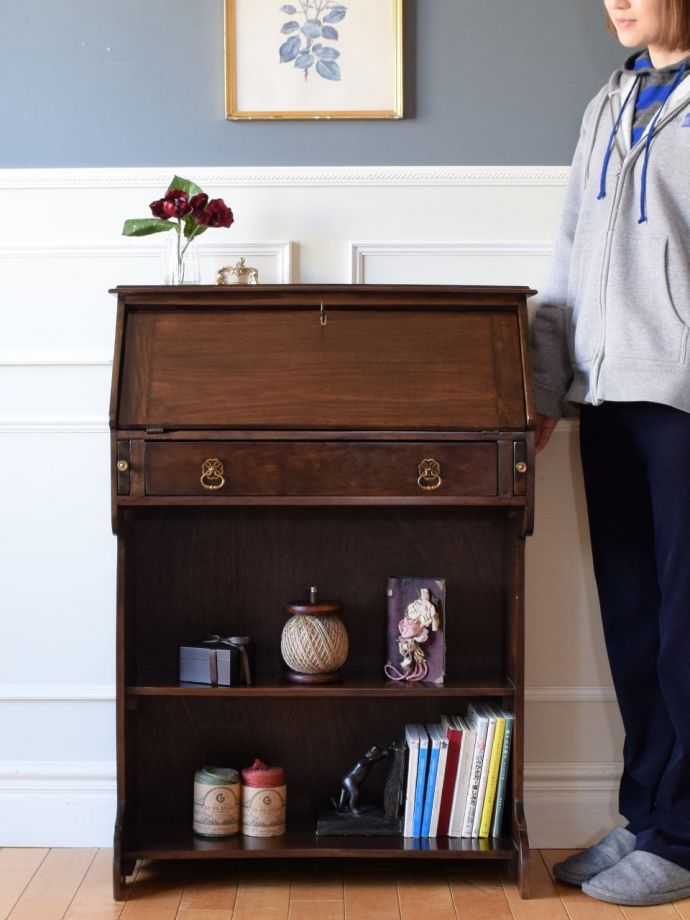 英国アンティークのビューロー