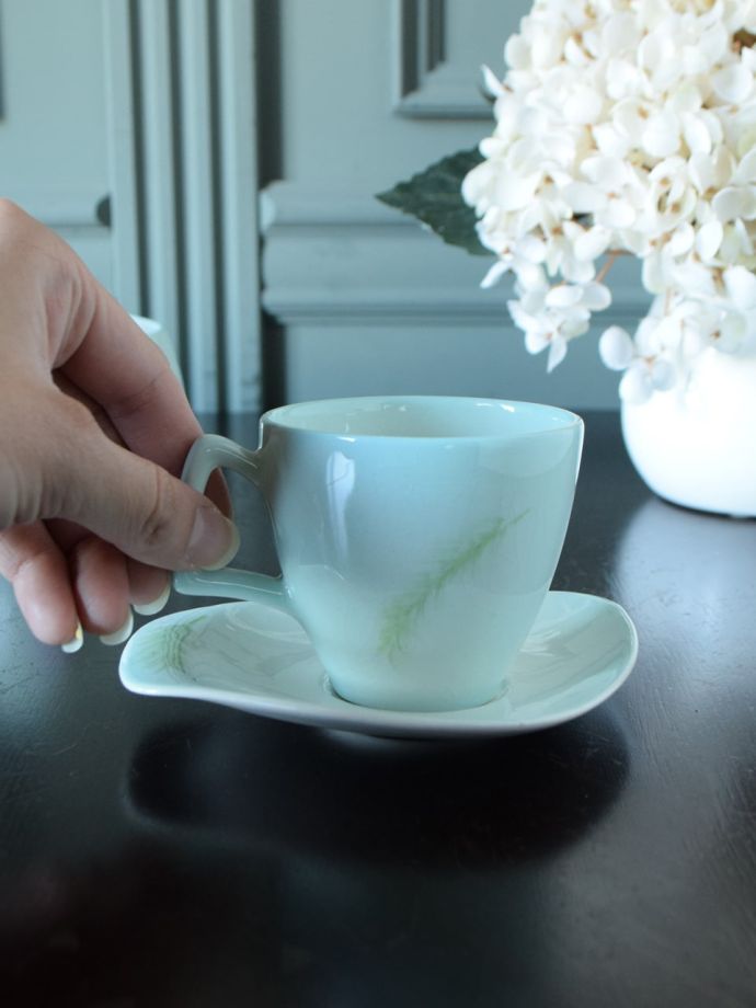 イギリスのカップ&ソーサー