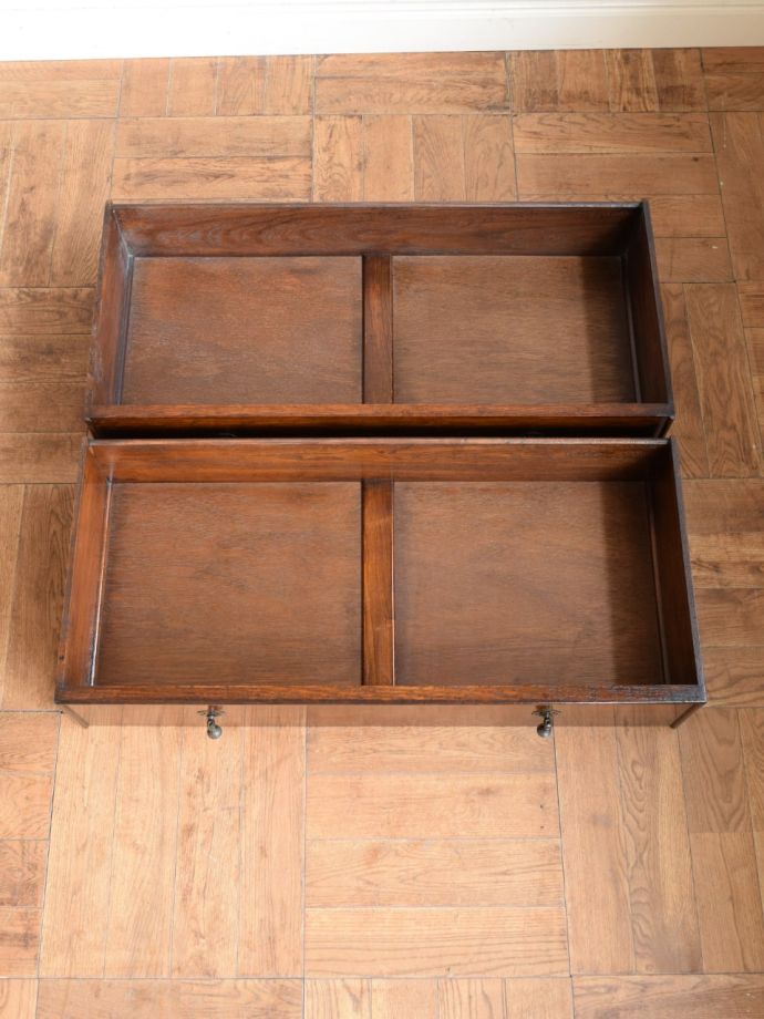 チェストの引き出し