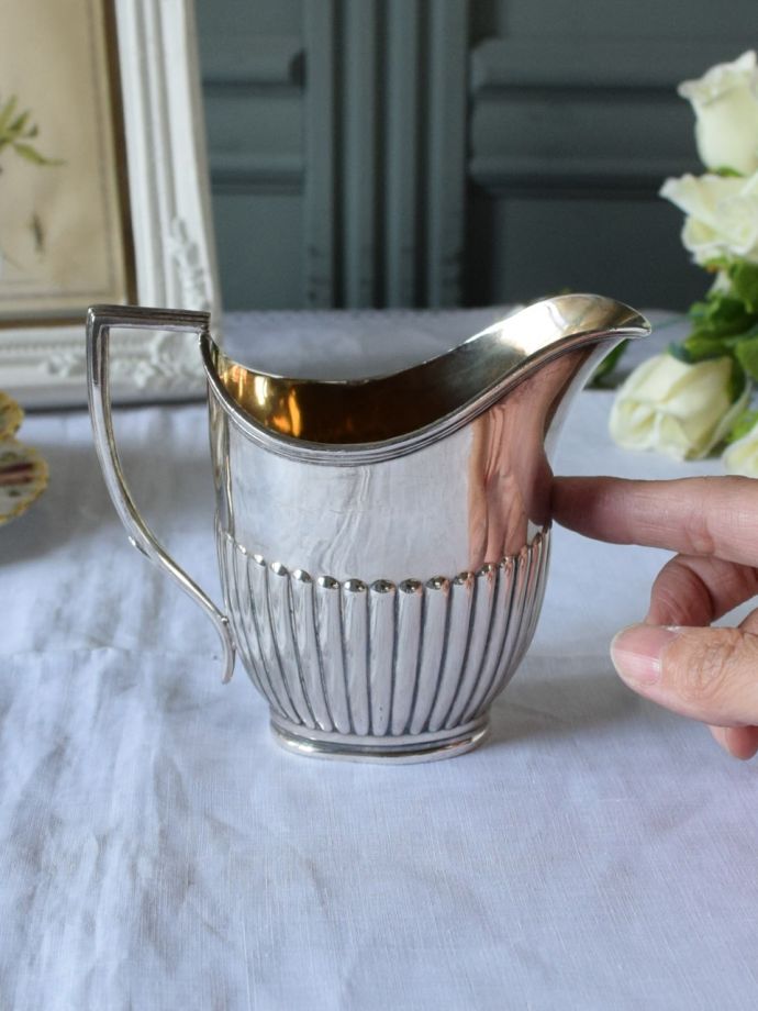 英国アンティークの銀製品