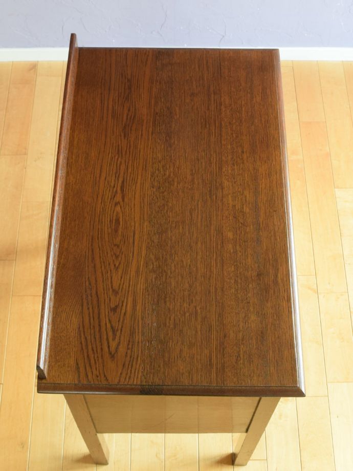 アンティークチェストの天板