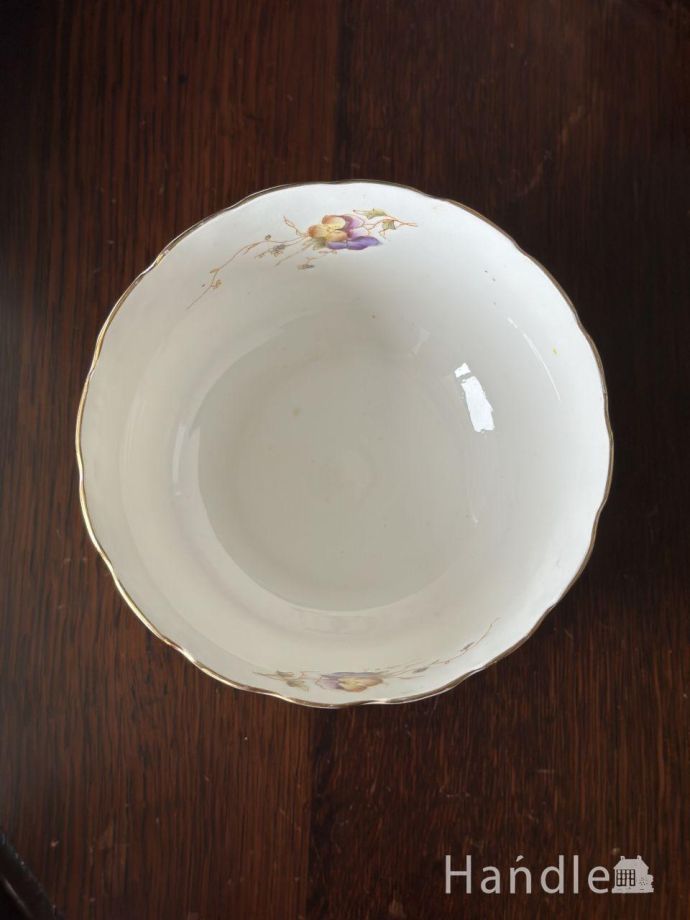 英国アンティークのおしゃれな食器