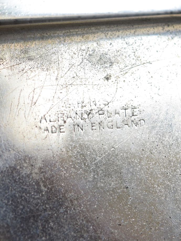 アンティークのシルバープレート