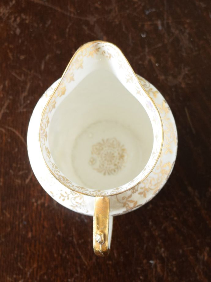 英国アンティークのおしゃれな食器