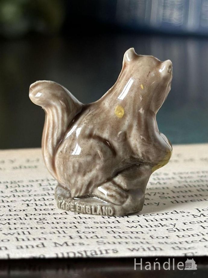 イギリスで見つけたWADE社のビンテージ陶器、Whimsiesシリーズの