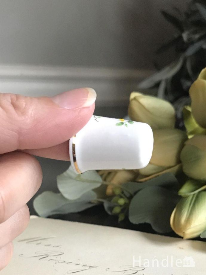 英国アンティークのおしゃれなシンブル