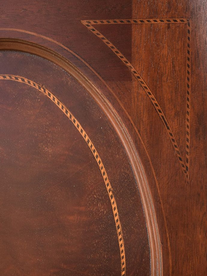 アンティーク家具の装飾