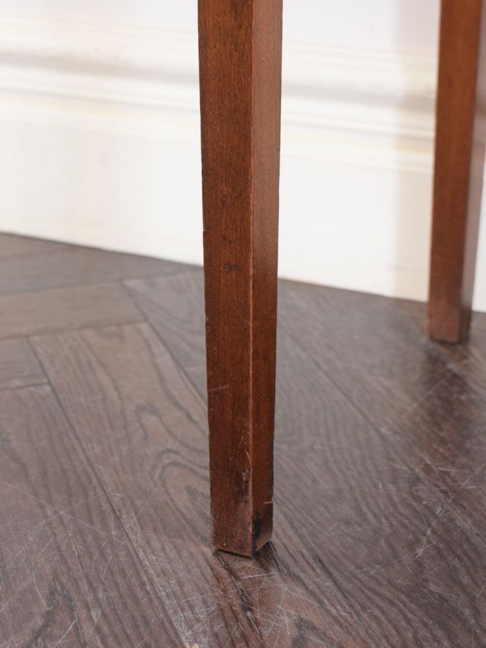 アンティーク家具の脚