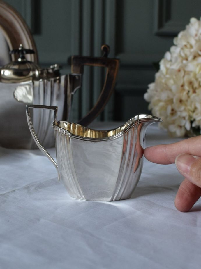 英国アンティークの銀製品