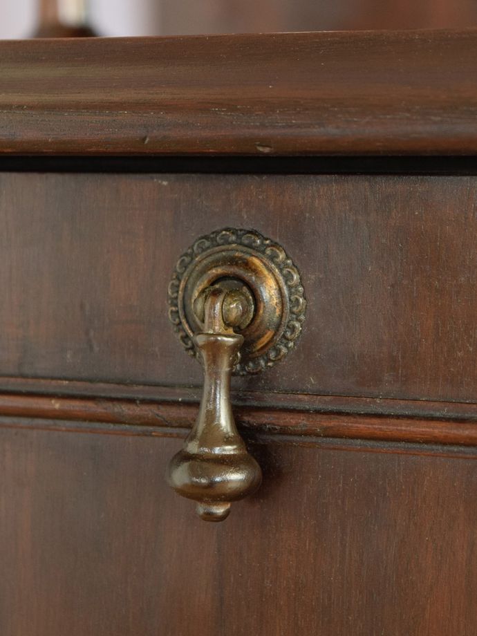 アンティーク家具の取っ手