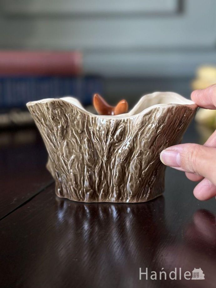 陶磁器のフラワーベース