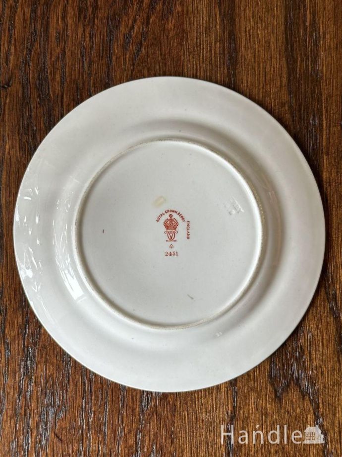 プレートの後ろ