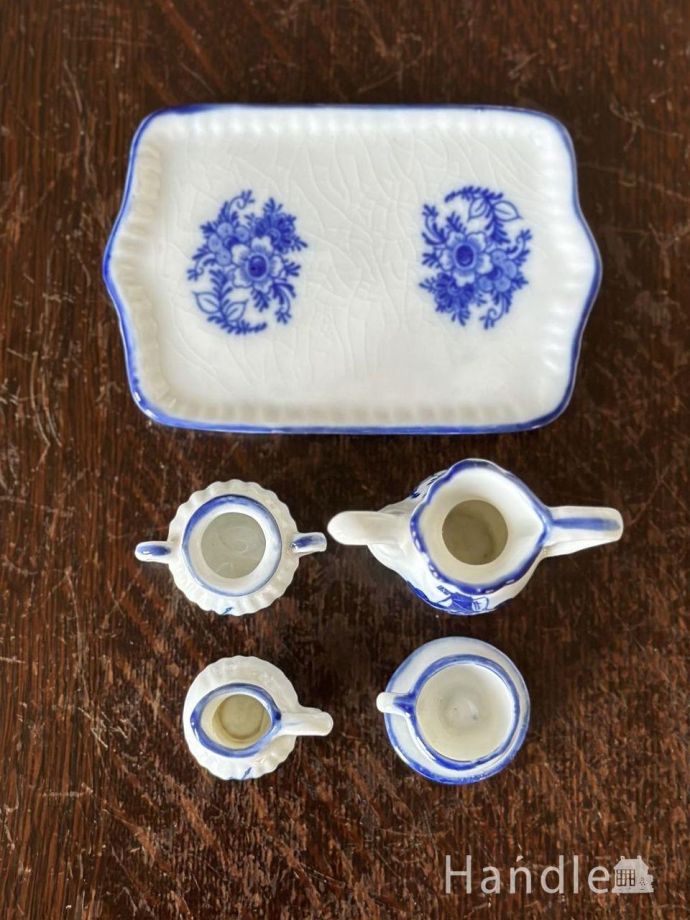 アンティークの置物