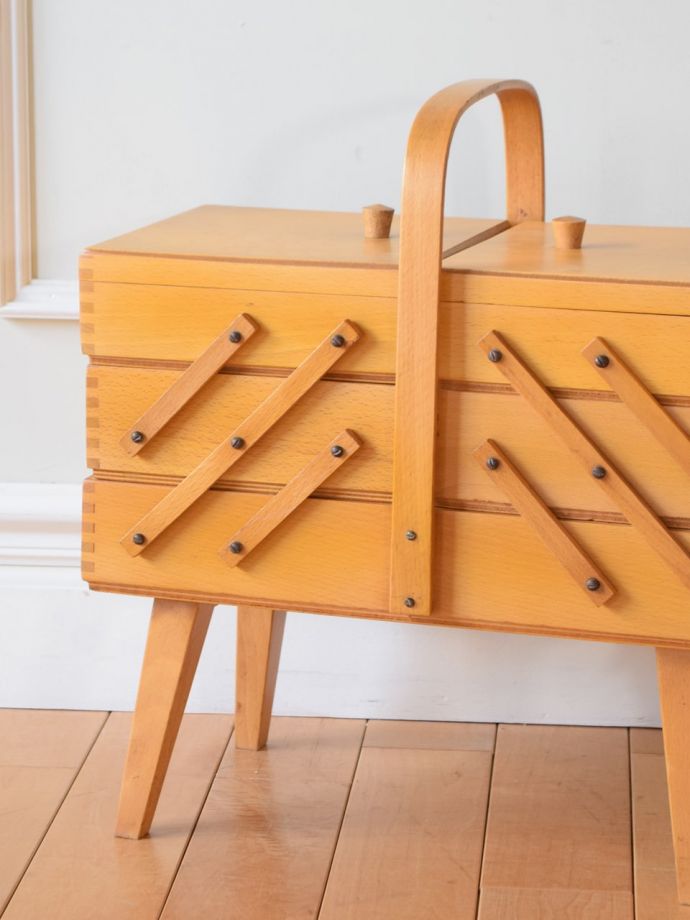 ビンテージのお裁縫箱