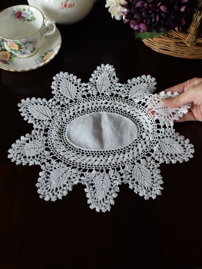 アンティークのレース