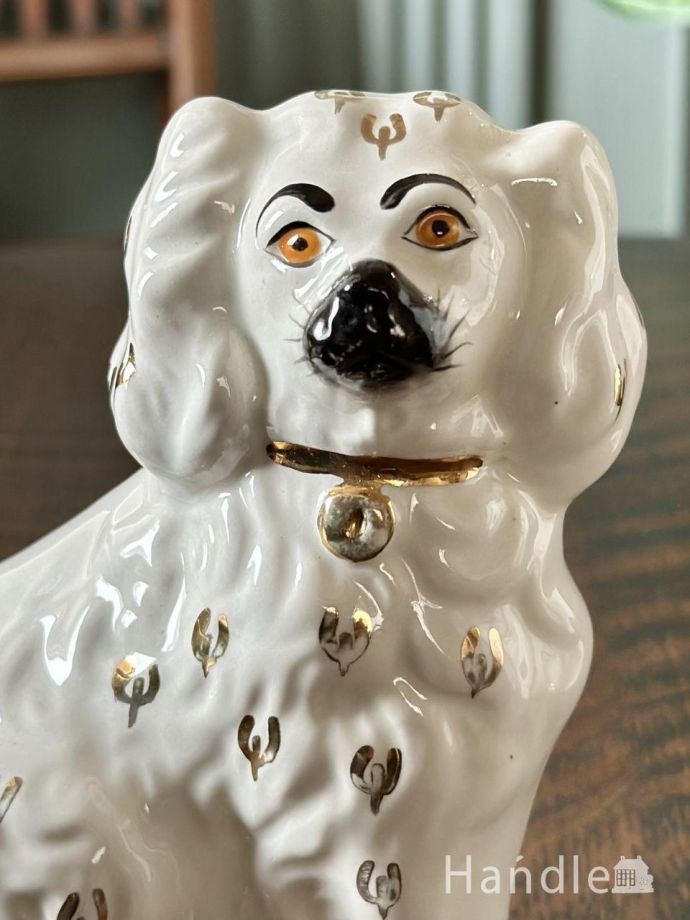 BESWICK ENGLAND　きたりすナトキン　 陶器オブジェ 英国BESWICK窯のアンティークの陶磁器、真っ白なスタッフォードシャー
