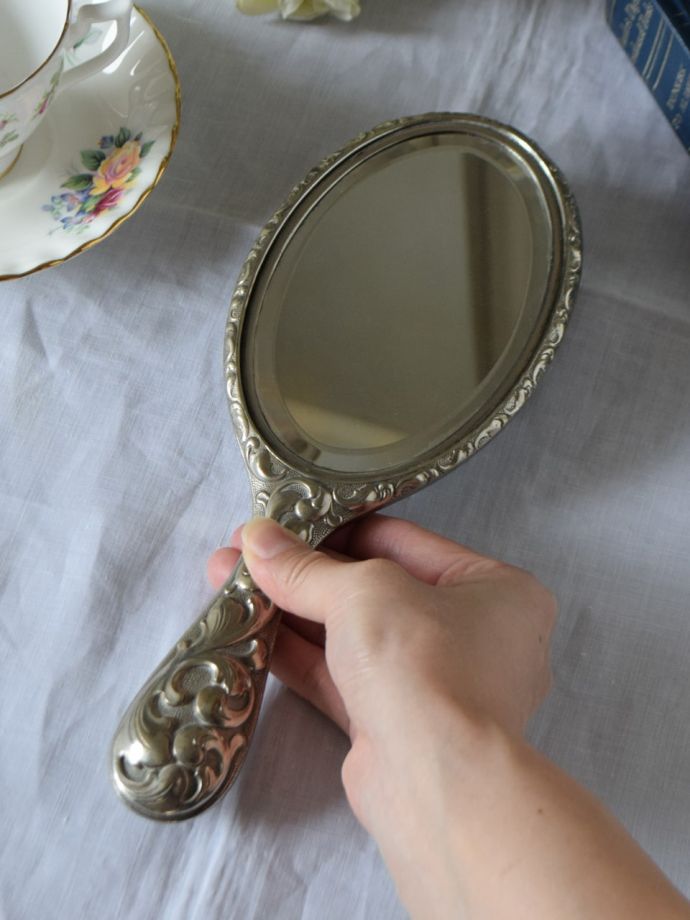 イギリスアンティークの鏡