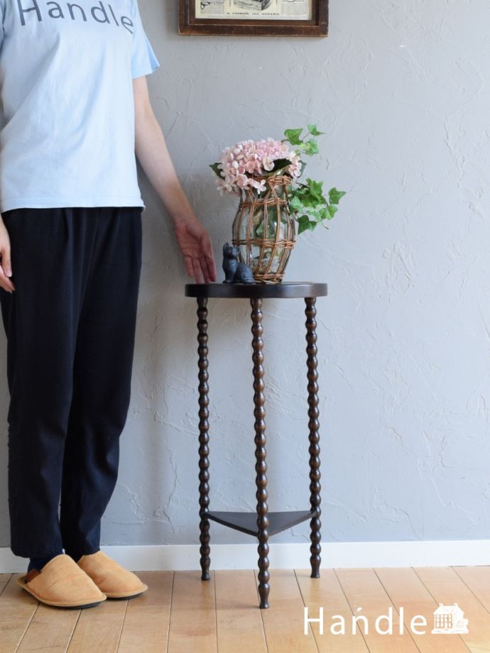 アンティークのプランツスタンド