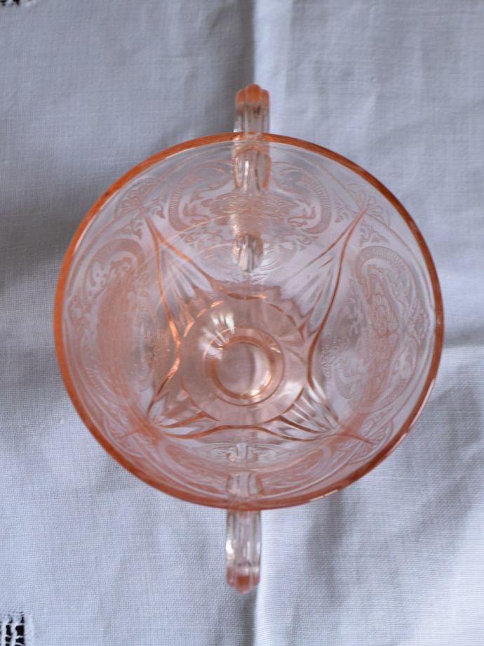 たっぷり入るガラスの器