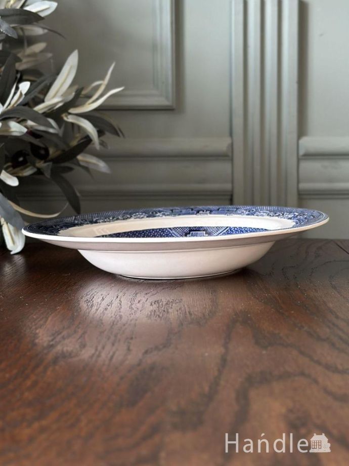 英国アンティークのおしゃれな食器