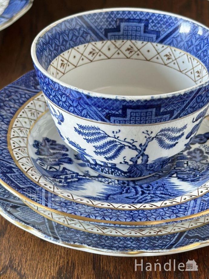 アンティークのカップ&ソーサー(トリオ)