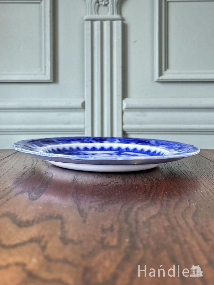 英国アンティークのおしゃれな食器