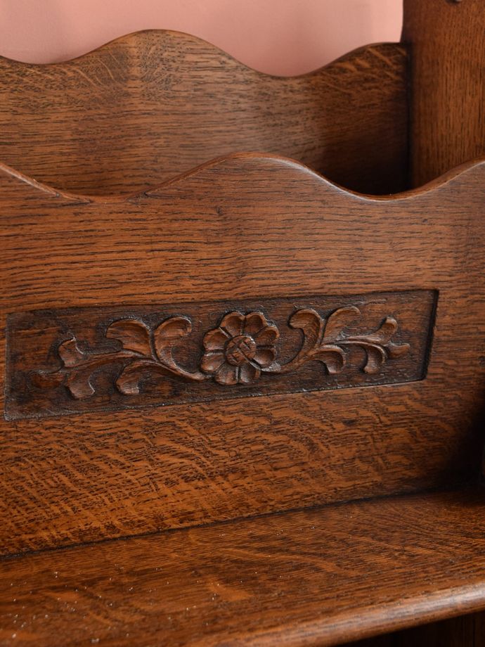 マガジンラックの装飾