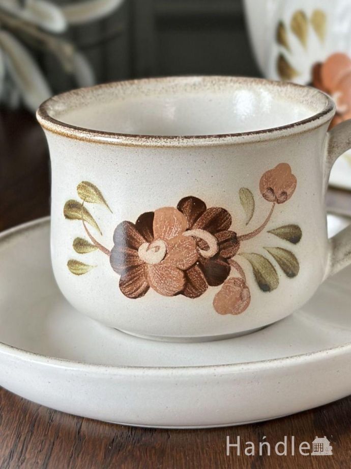 アンティークのカップ&ソーサー