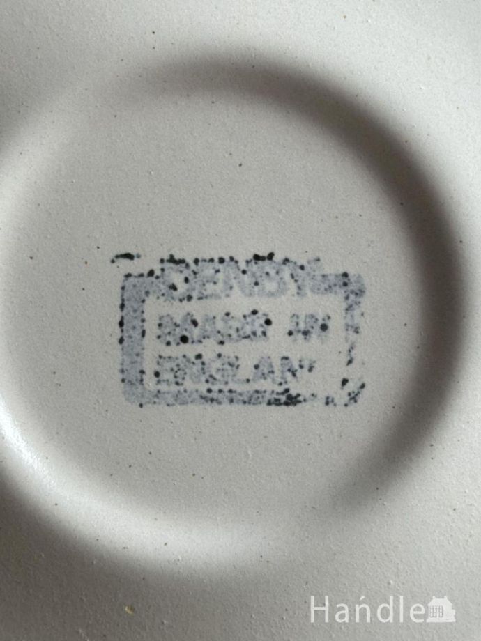 カップ&ソーサーのバックスタンプ