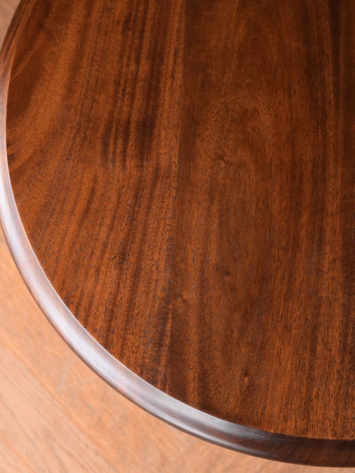 オケージョナルテーブルの天板