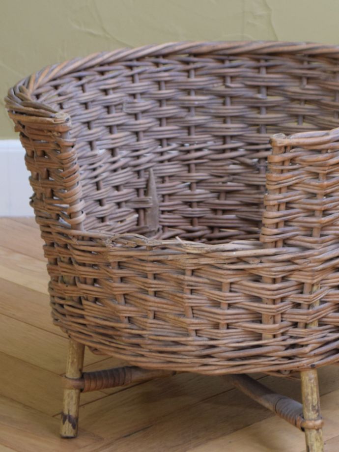 アンティークのバスケット