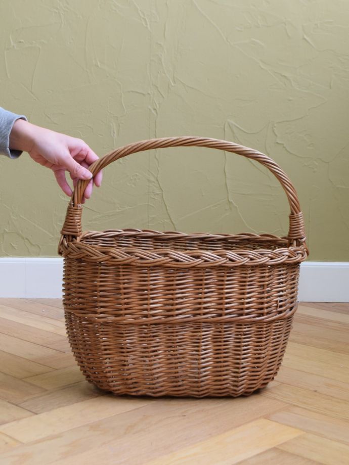 オシャレなバスケット