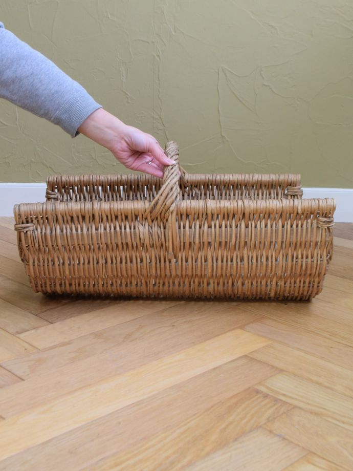 おしゃれな持ち手付きパニエ