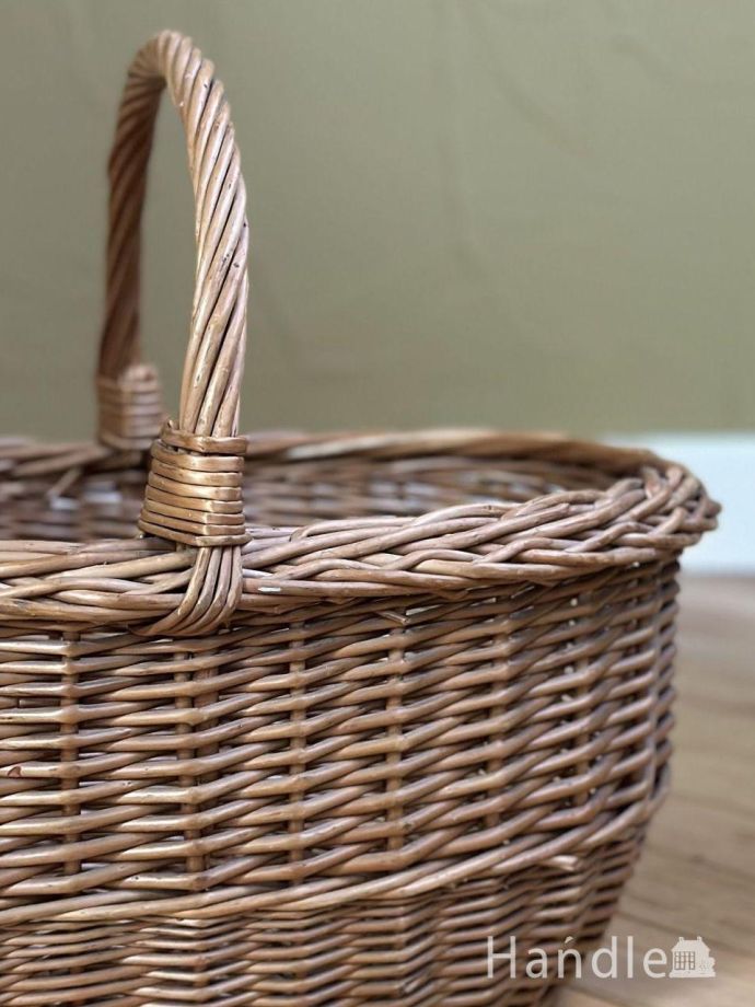 アンティークのバスケット